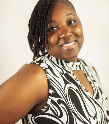 Portrait of Lakeysha Louis, Realtor®.